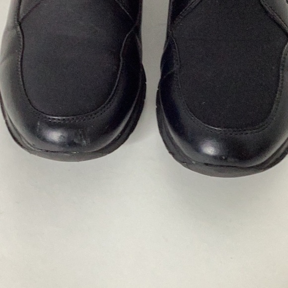 Kenneth Cole Black Men's Leather Loafer in Size 7M - Picture 9 of 14